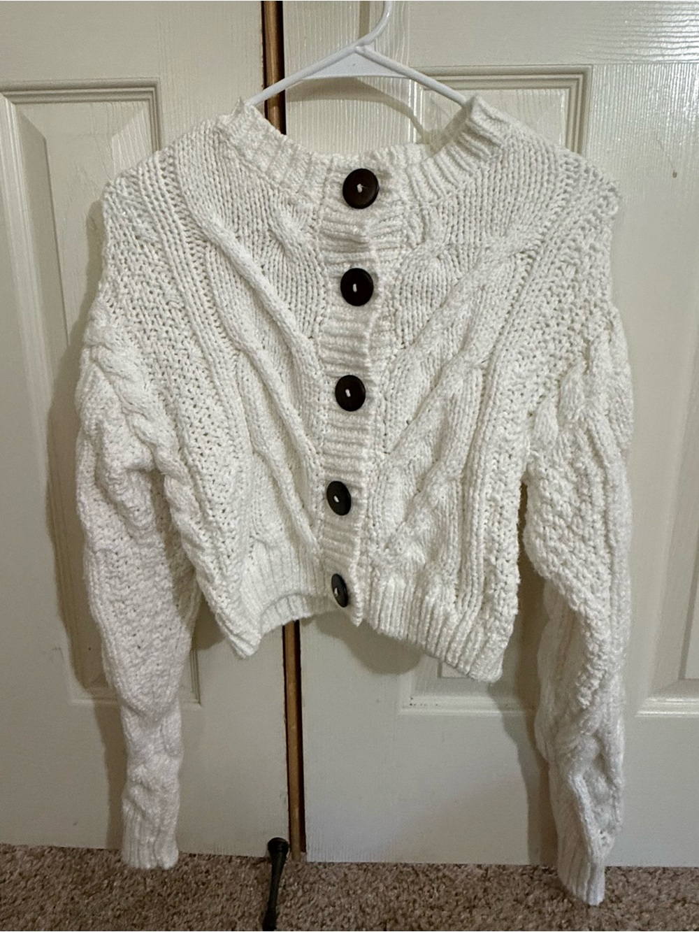 Free People White Cable Knit Cropped Cardigan Sweater XS - Picture 1 of 7
